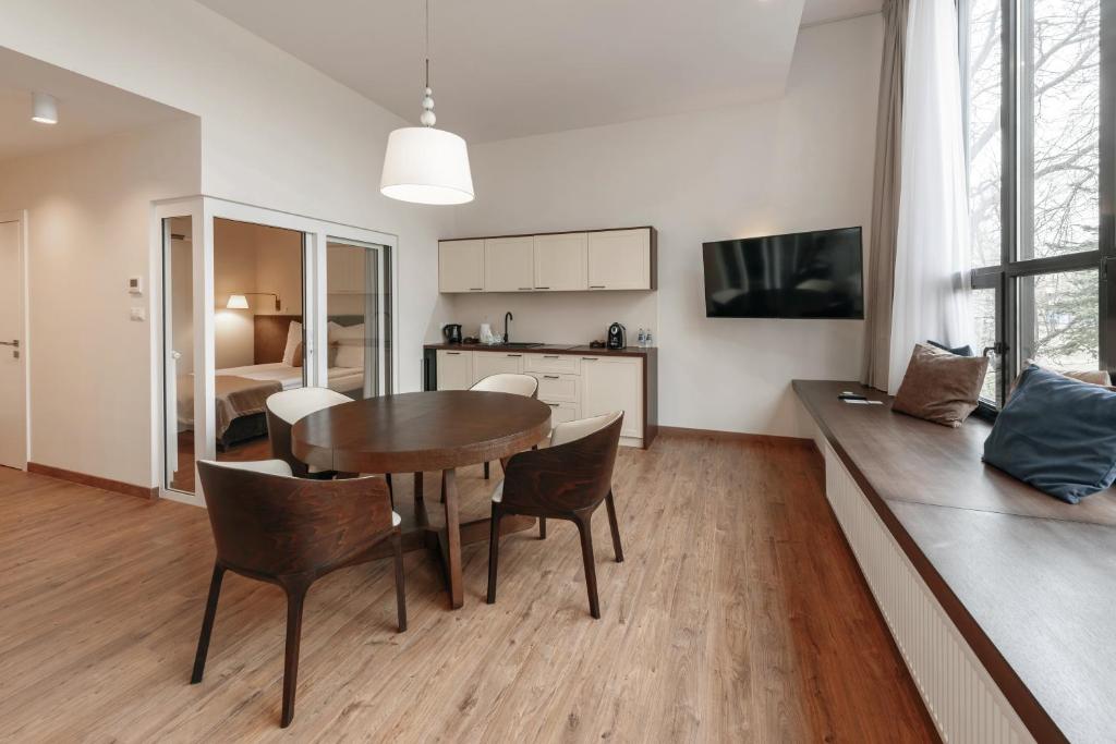 
Apartment with Garden View
