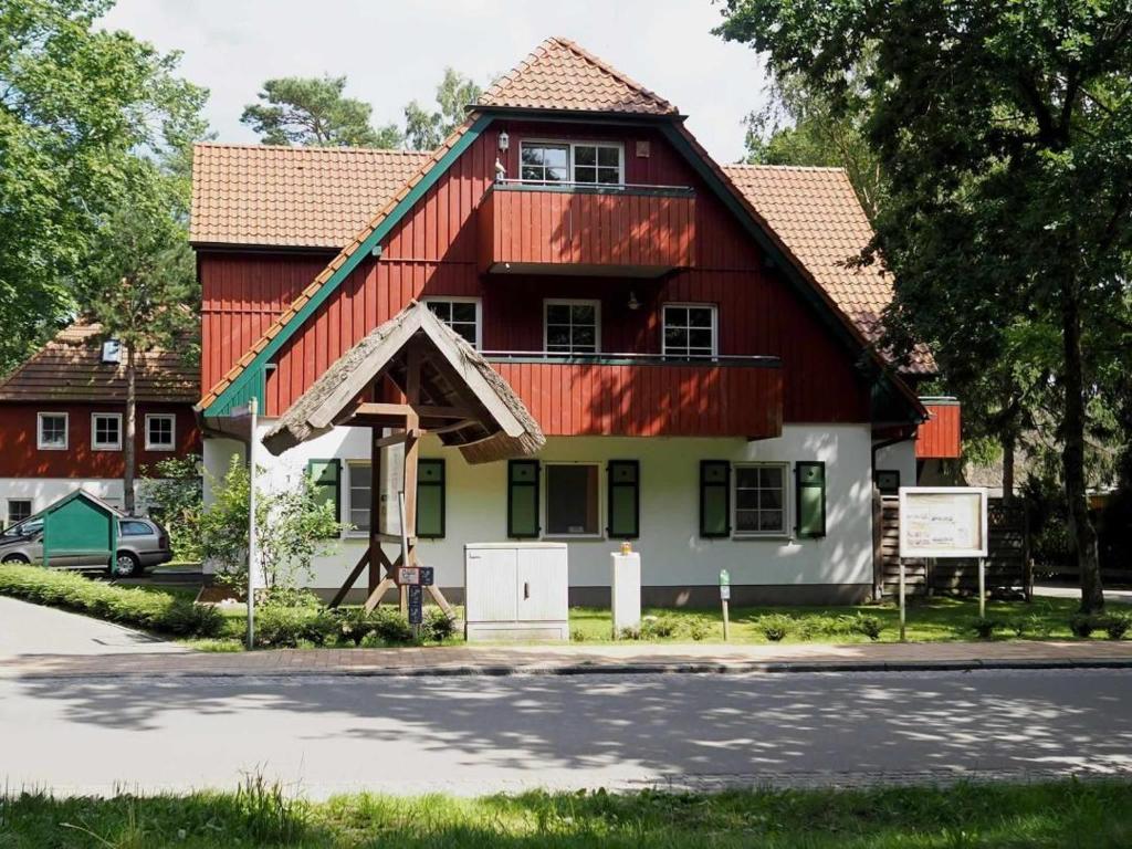 Το κτήριο όπου στεγάζεται  το διαμέρισμα