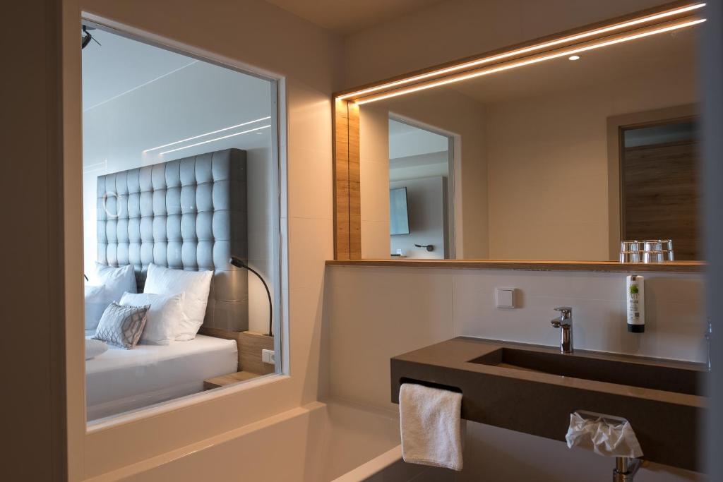 Rebhan's Business und Wellness Hotel - Suite Junior Avec Balcon