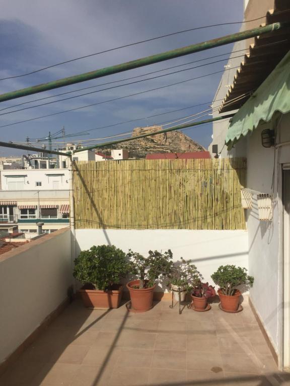 ÁTICO CÉNTRICO JUNTO A LA PLAYA, Alicante – Bijgewerkte ...