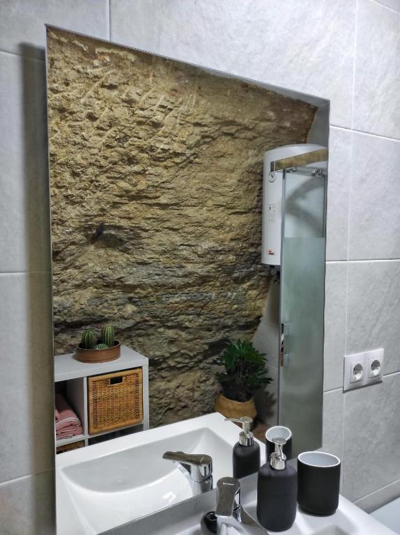 Kúpeľňa v ubytovaní Casa cueva La Tosca