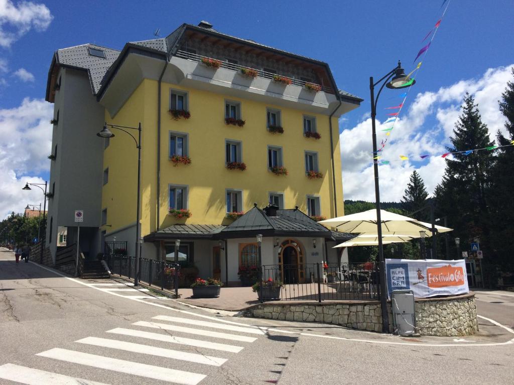 Budova, kde se hotel nachází