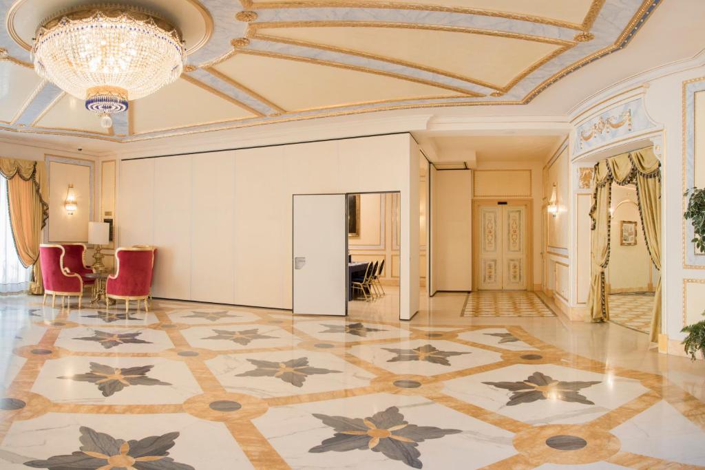 Fotografie z fotogalerie ubytování Hotel Regina Palace v destinaci Stresa