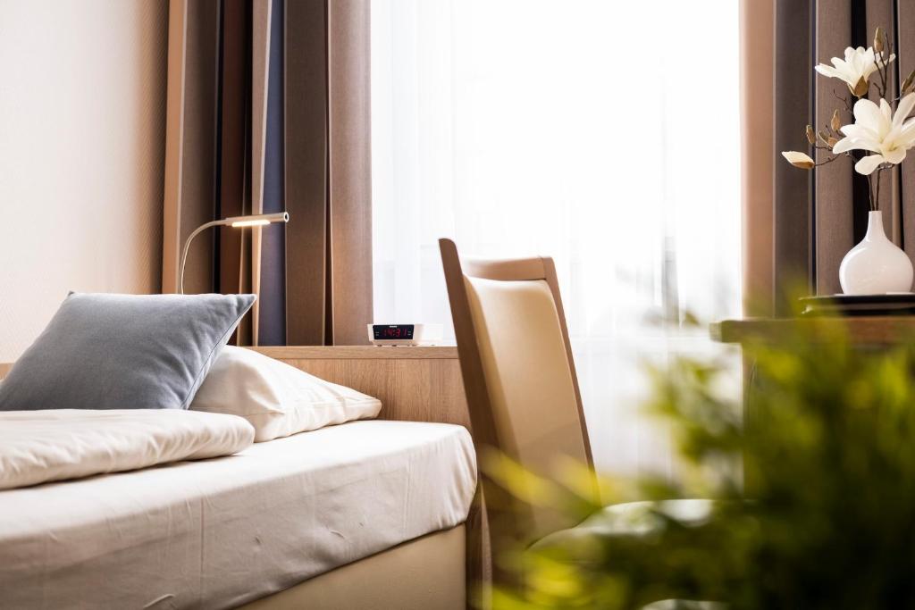 Hotel Jensen - Single Room