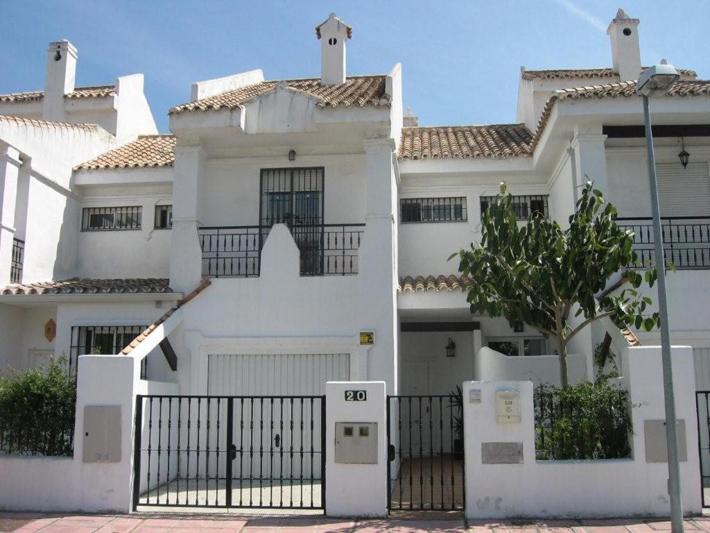 Luxury 3 Bed Townhouse in Puerto Banus Marbella, Marbella ...