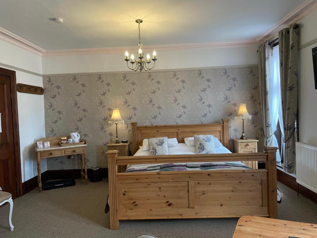 Overdale Guesthouse and Free Parking 5