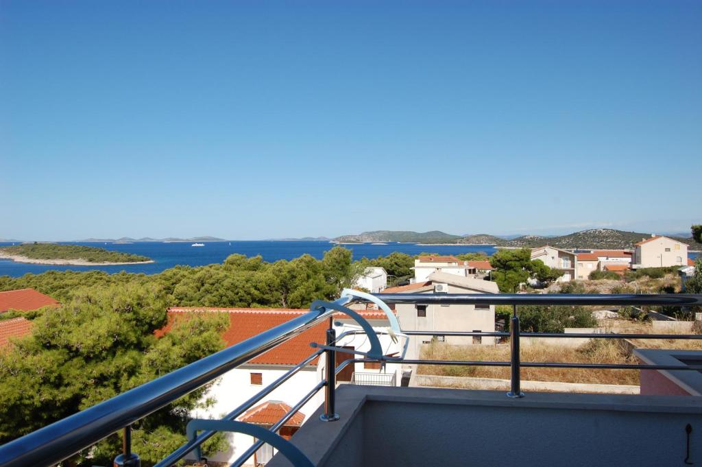 Apartments Villa Šibenik - One-Bedroom Apartment With Terrace And Sea View