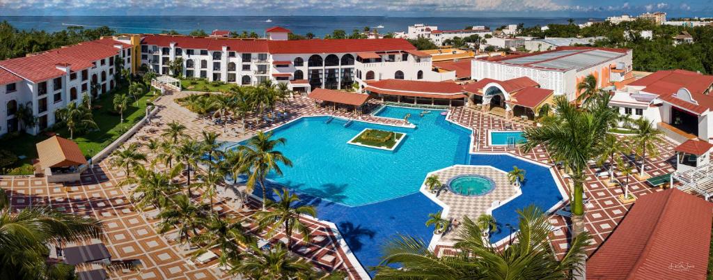 Gallery image of Cozumel Hotel & Resort Trademark Collection by Wyndham in Cozumel