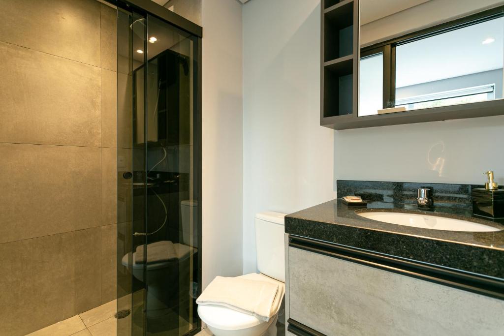  Pinheiros Estilo Premium com Jacuzzi