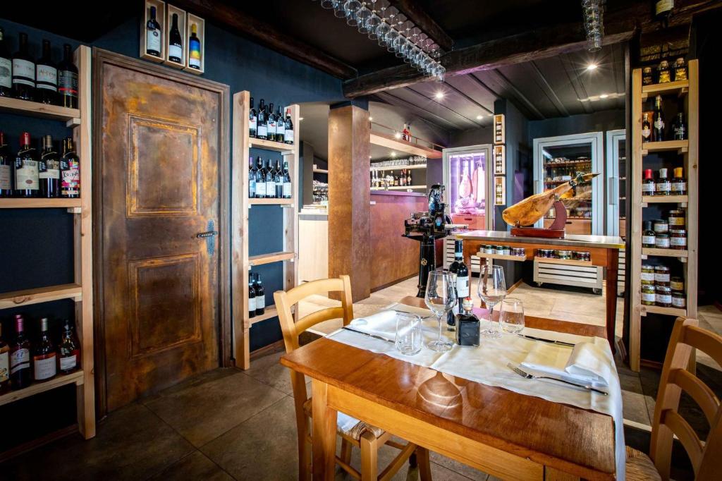 Osteria Pozzo - Resim 28