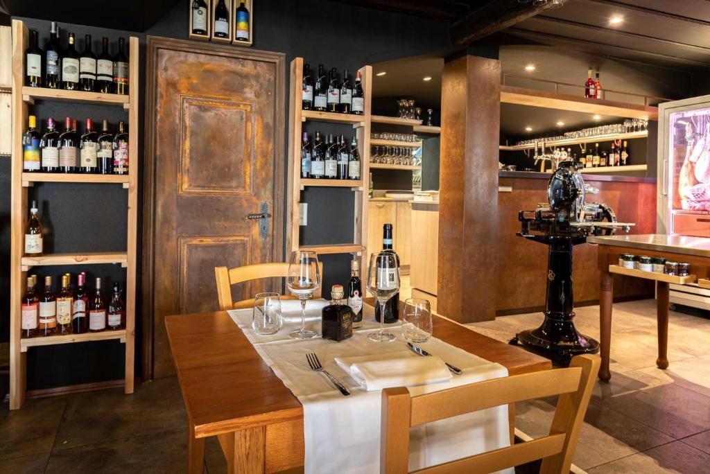 Osteria Pozzo - Resim 27