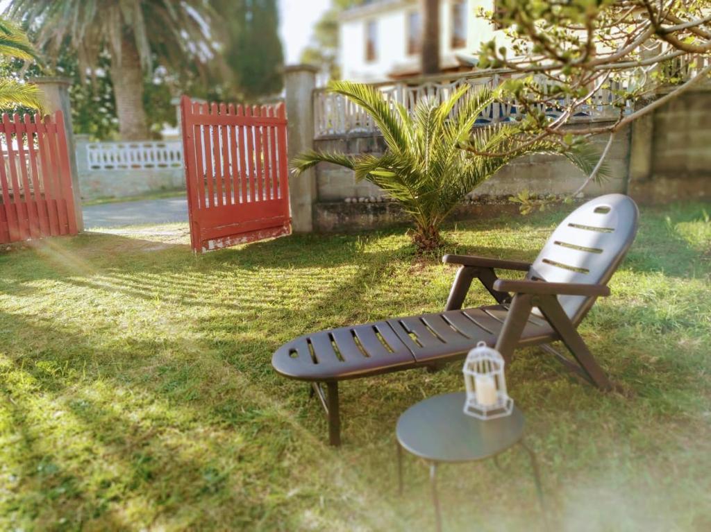 Zahrada ubytování Casa en la playa de Area con finca privada