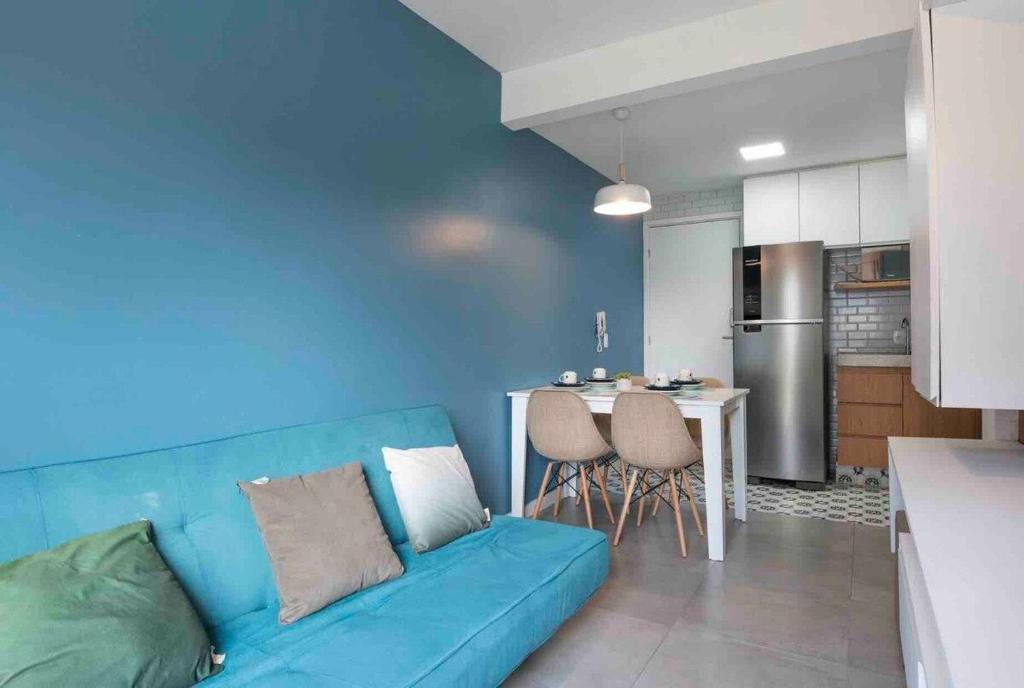 Flat de Luxo e Novo com Varanda Externa 119 BL 3B  Flat de Luxo e Novo com Varanda Externa 119 BL 3B