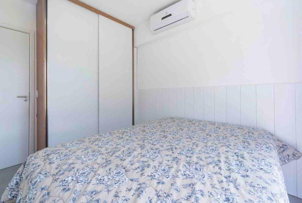 Flat de Luxo e Novo com Varanda Externa 119 BL 3B  Flat de Luxo e Novo com Varanda Externa 119 BL 3B