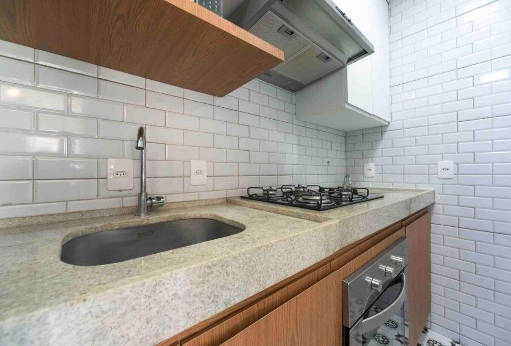 Flat de Luxo e Novo com Varanda Externa 119 BL 3B  Flat de Luxo e Novo com Varanda Externa 119 BL 3B