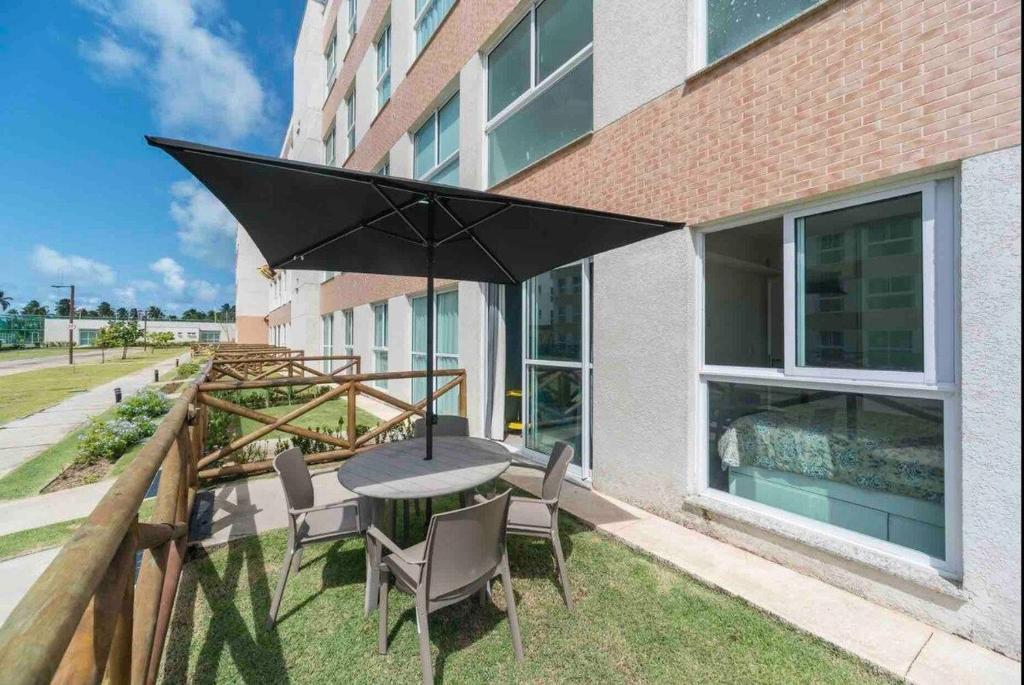 Flat de Luxo e Novo com Varanda Externa 119 BL 3B  Flat de Luxo e Novo com Varanda Externa 119 BL 3B