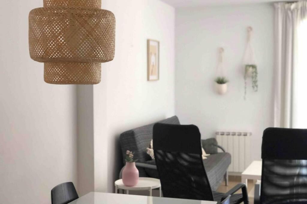 Posedenie v ubytovaní Edifici Ciutadella