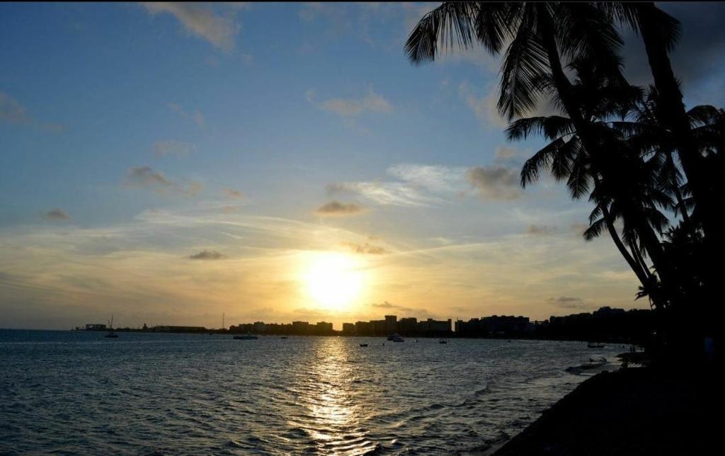  CASA 500 METROS DA ORLA De MACEIÓ