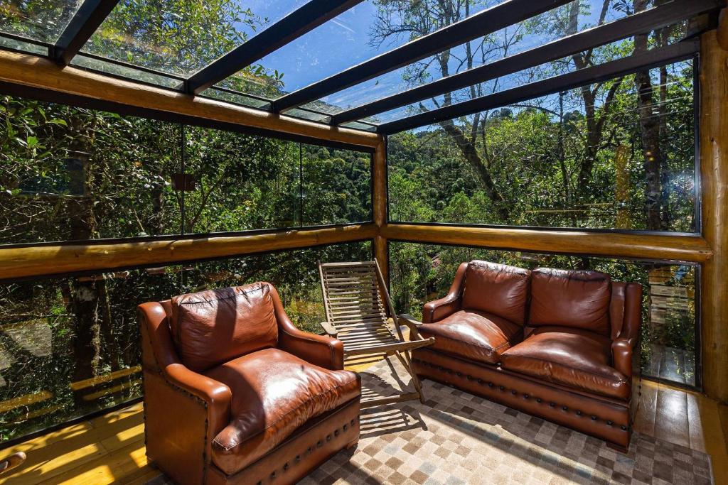  Casa Quinta dos Bons Ventos - Aconchego em Campos de Jordão