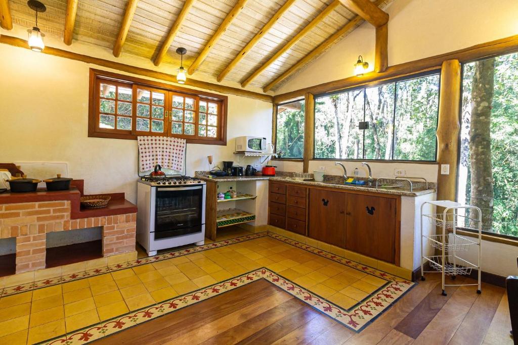 Casa Quinta dos Bons Ventos - Aconchego em Campos de Jordão