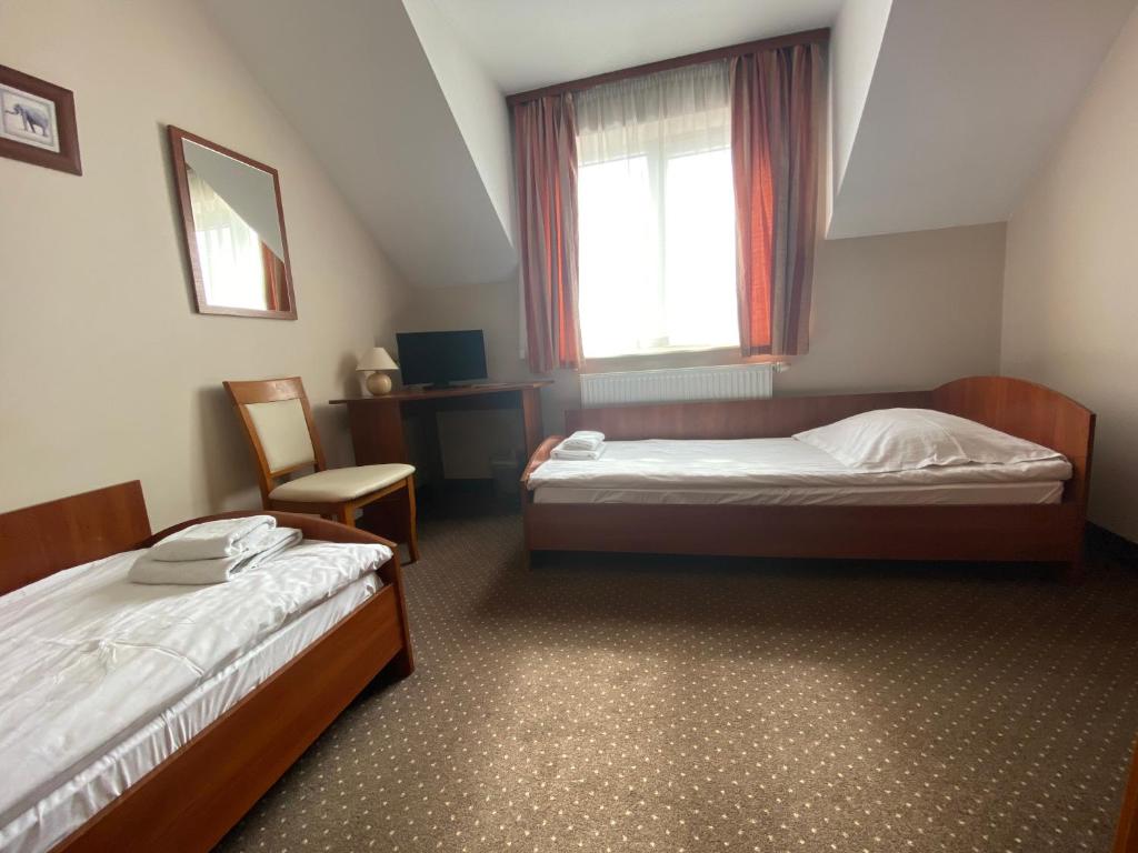 Hotel Marand - Classic Triple Room