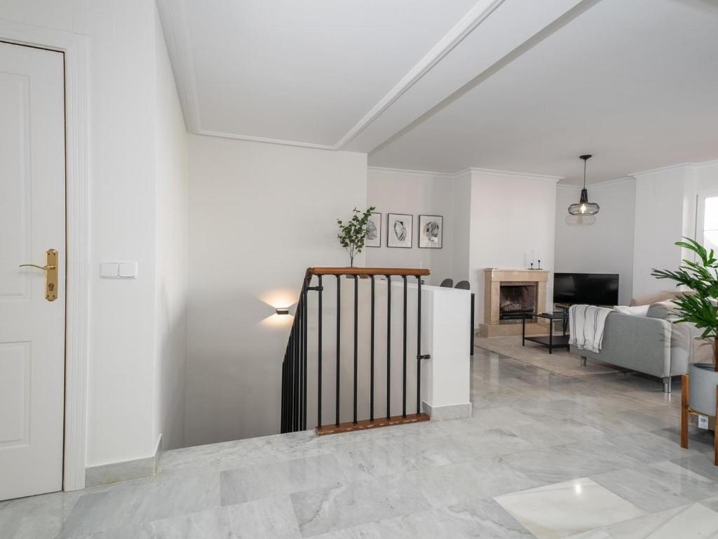 Posedenie v ubytovaní Señorío de aloha 2 bedroom within walking distance to Puerto Banus