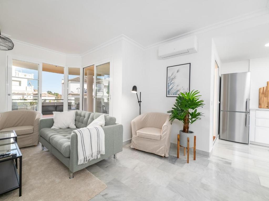 Posedenie v ubytovaní Señorío de aloha 2 bedroom within walking distance to Puerto Banus