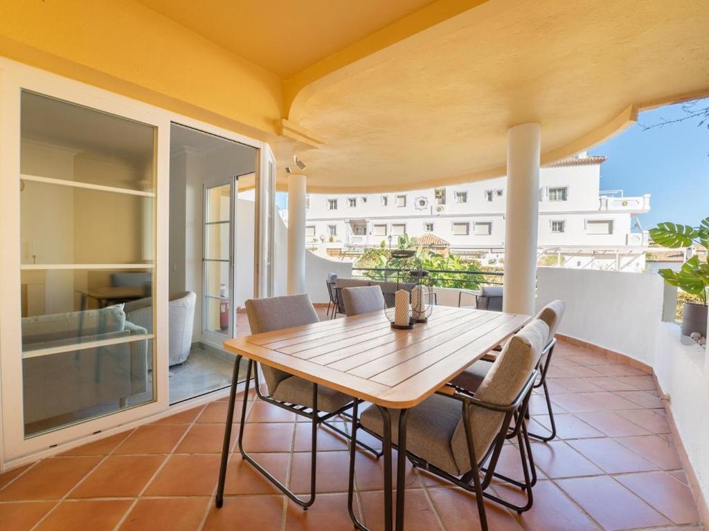 Balkón alebo terasa v ubytovaní Señorío de aloha 2 bedroom within walking distance to Puerto Banus