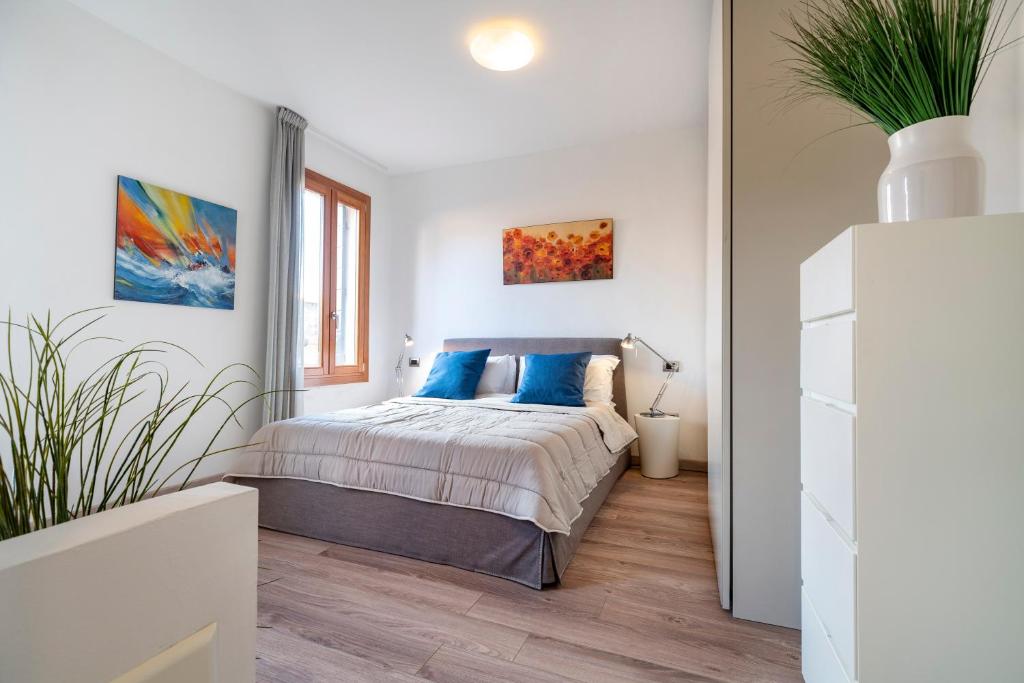 Sea to Sky Apartments by Wonderful Italy - One-Bedroom Apartment