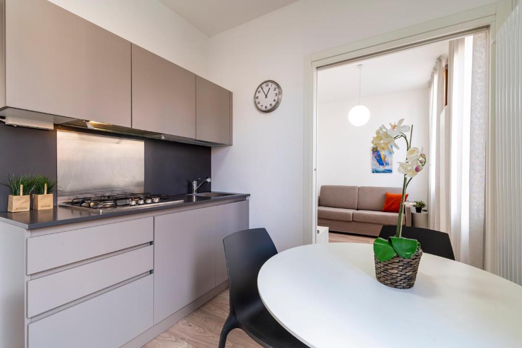 Sea to Sky Apartments by Wonderful Italy - One-Bedroom Apartment