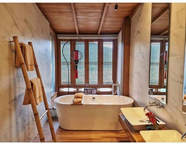 Lee Wine Ruk Thai Resort - Suite With Lake View