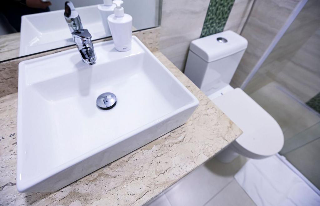  Novo APT entre Avenida das Cataratas e República Argentina com garagem