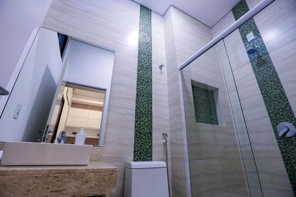  Novo APT entre Avenida das Cataratas e República Argentina com garagem