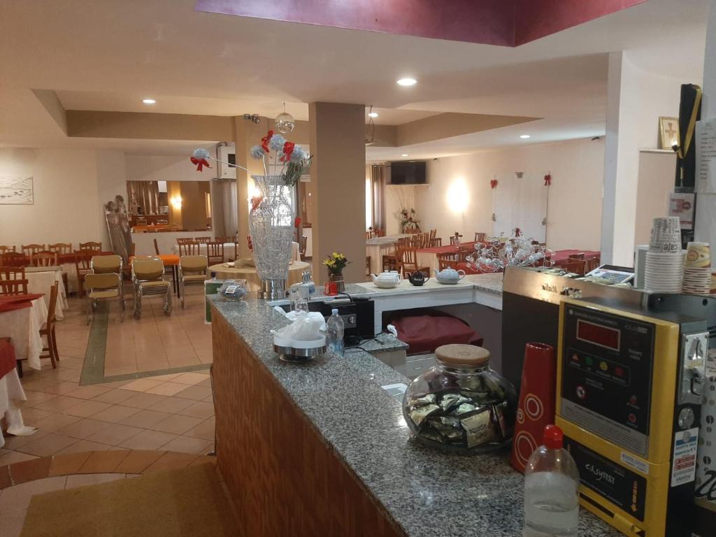 A restaurant or other place to eat at Residence Palomba
