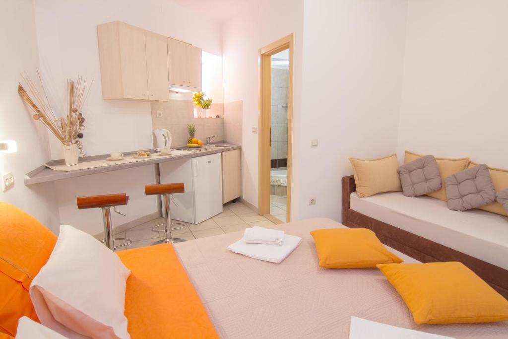 Split Inn Apartments - Studio (2 Adults) - Uvodića Širina Street