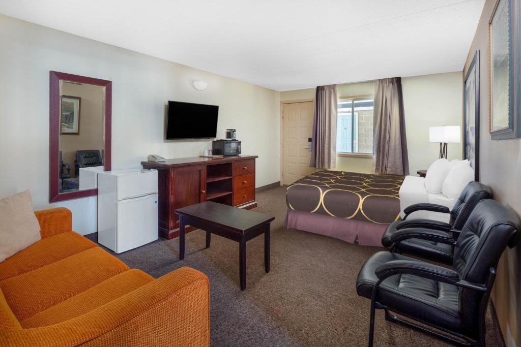 Super 8 by Wyndham Niagara Falls by the Falls - Resim 19