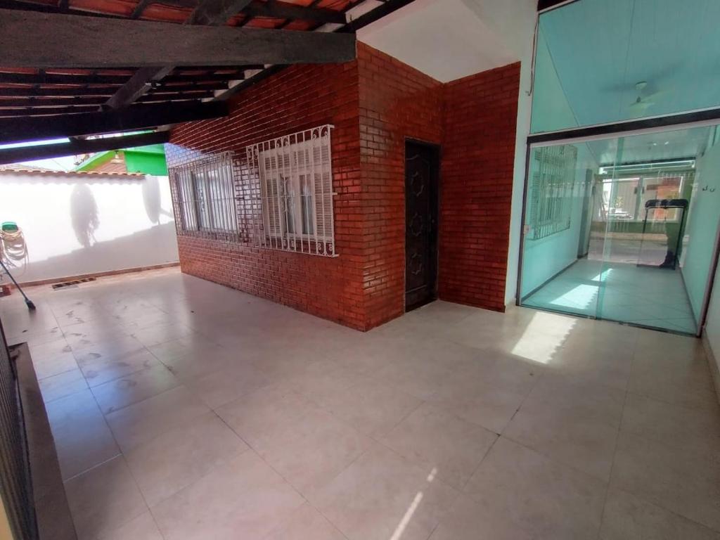  Sanduba & Hostel