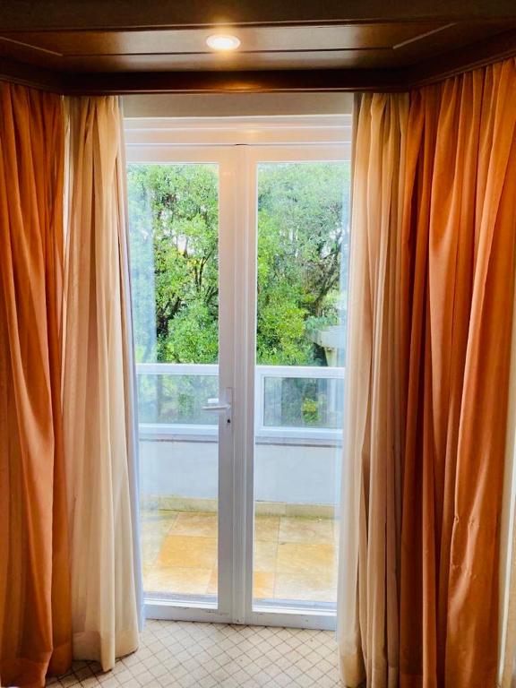  Apto Luxo Laje de Pedra