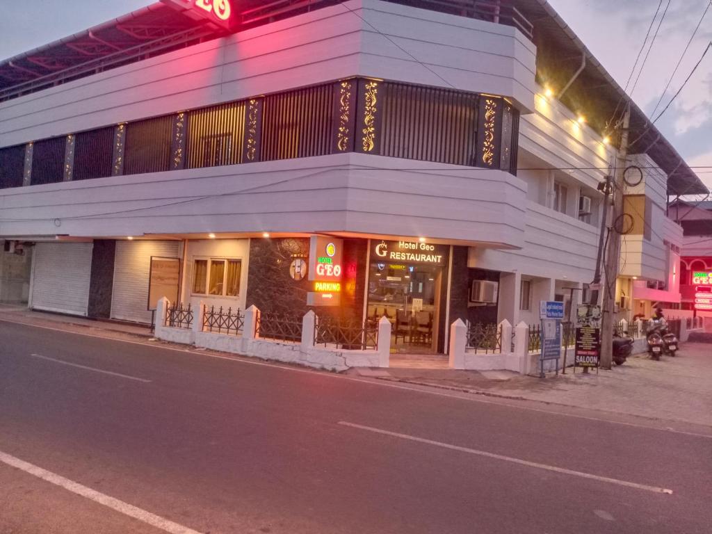 a building on the side of a street at HOTEL GEO in Cochin