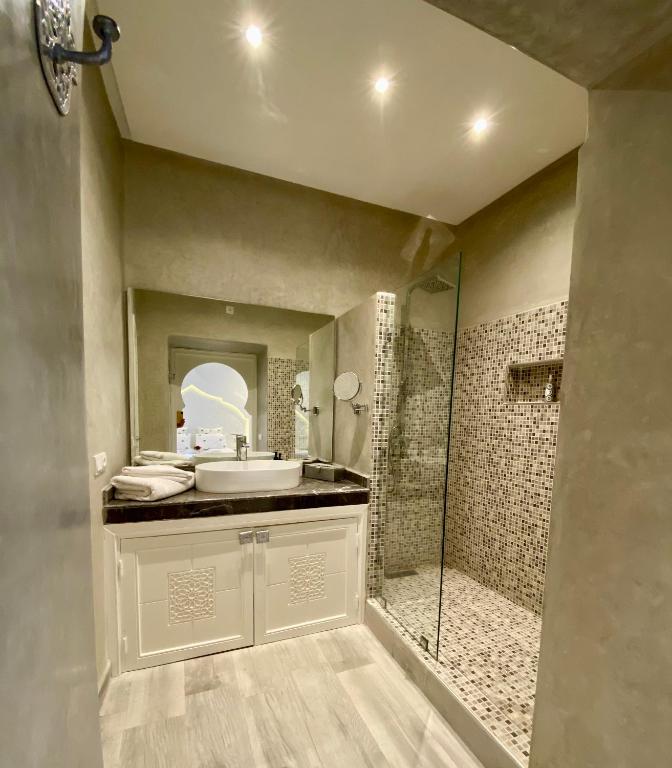 Koupelna v ubytování RIAD NOLITA & SPA Kasbah