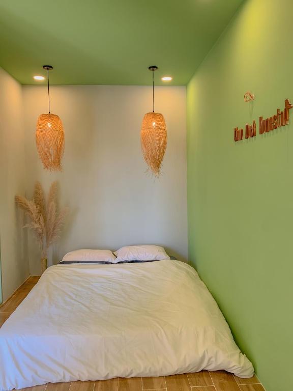 Giường trong phòng chung tại Chon's Dock Homestay &amp; House Lease