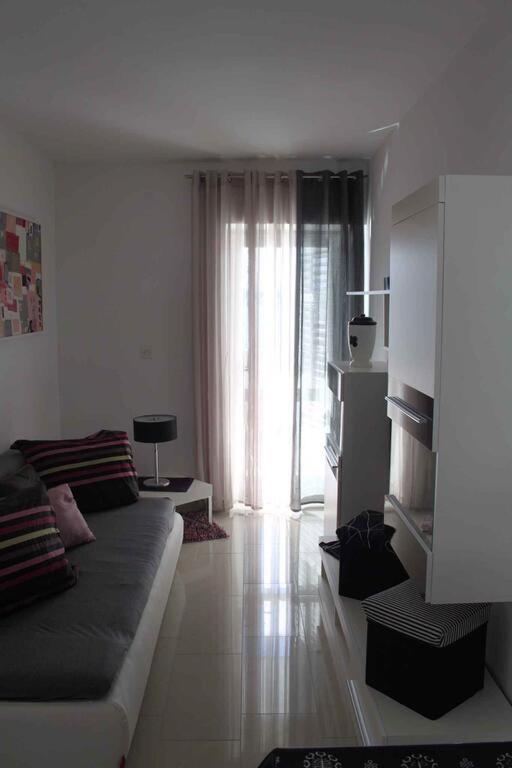 Posedenie v ubytovaní Summer Lounge Apartment