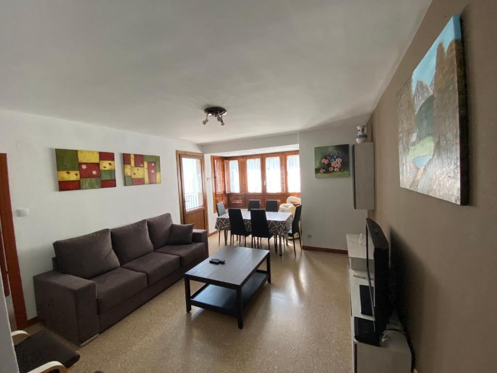 TV a/nebo společenská místnost v ubytování El Puente
