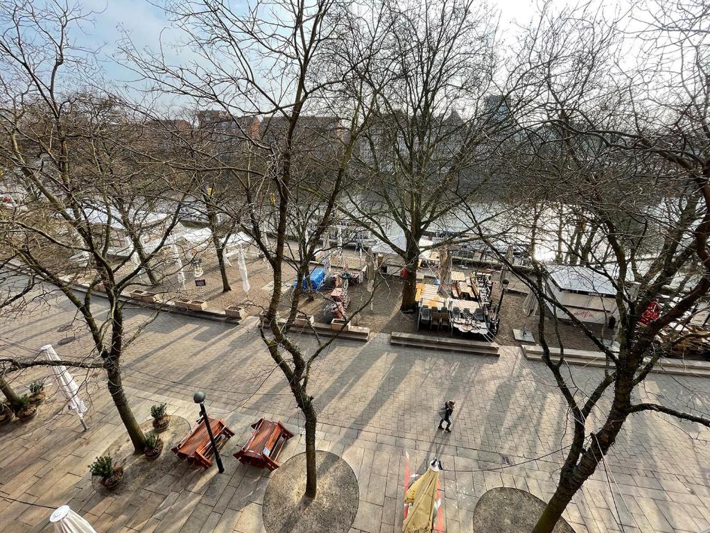 Kangarooms - Schlachte Weserpromenade - Resim 6