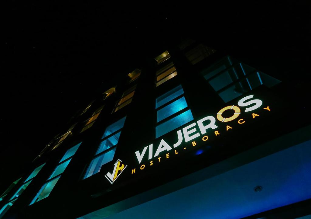 Certifikát, hodnocení, plakát nebo jiný dokument vystavený v ubytování Viajeros Hostel Boracay