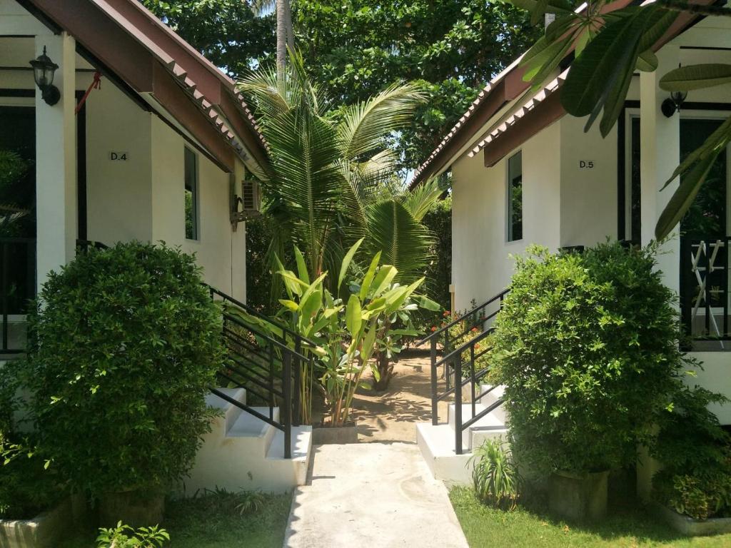 Lanta Fa Rung Beach Resort - 3