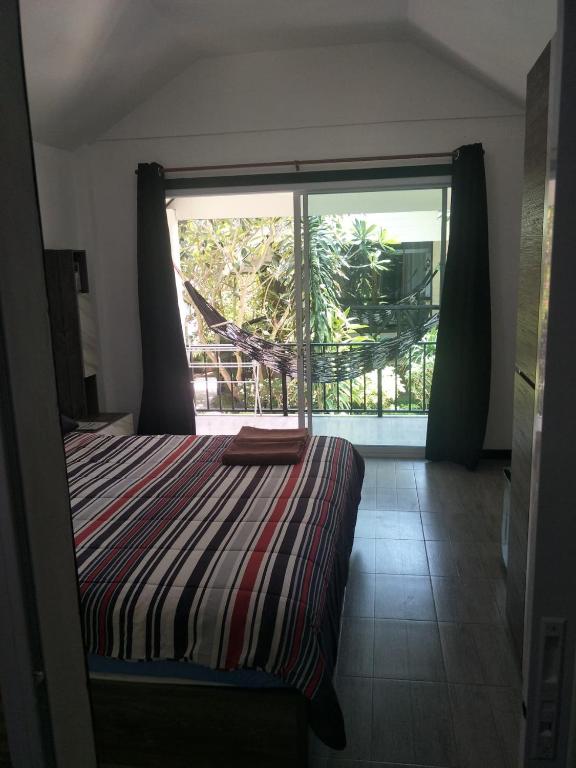 Lanta Fa Rung Beach Resort - 8