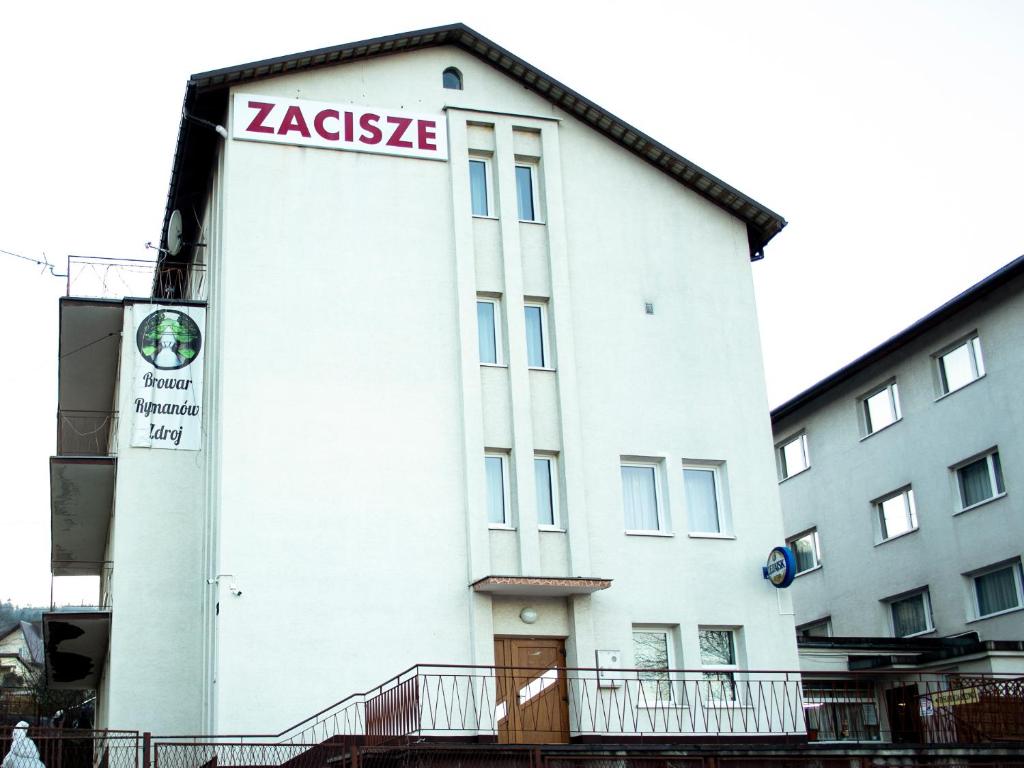 Certifikát, hodnocení, plakát nebo jiný dokument vystavený v ubytování Zajazd Zacisze