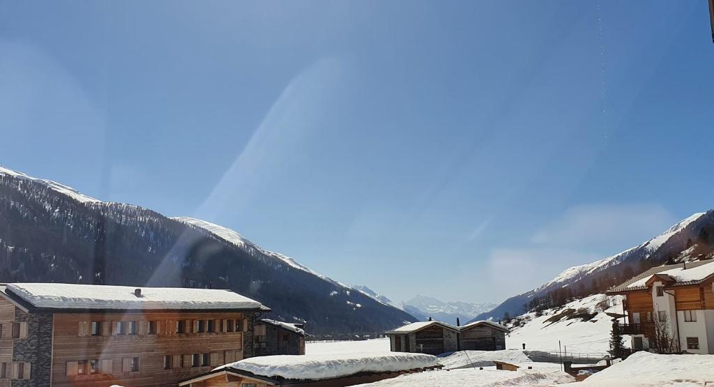 Chalet Breithorn- Perfect for Holiday with Amazing View! - Appartement De Deux Chambres D