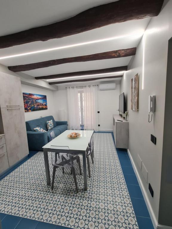 Chiaja Lux House - One-Bedroom Apartment